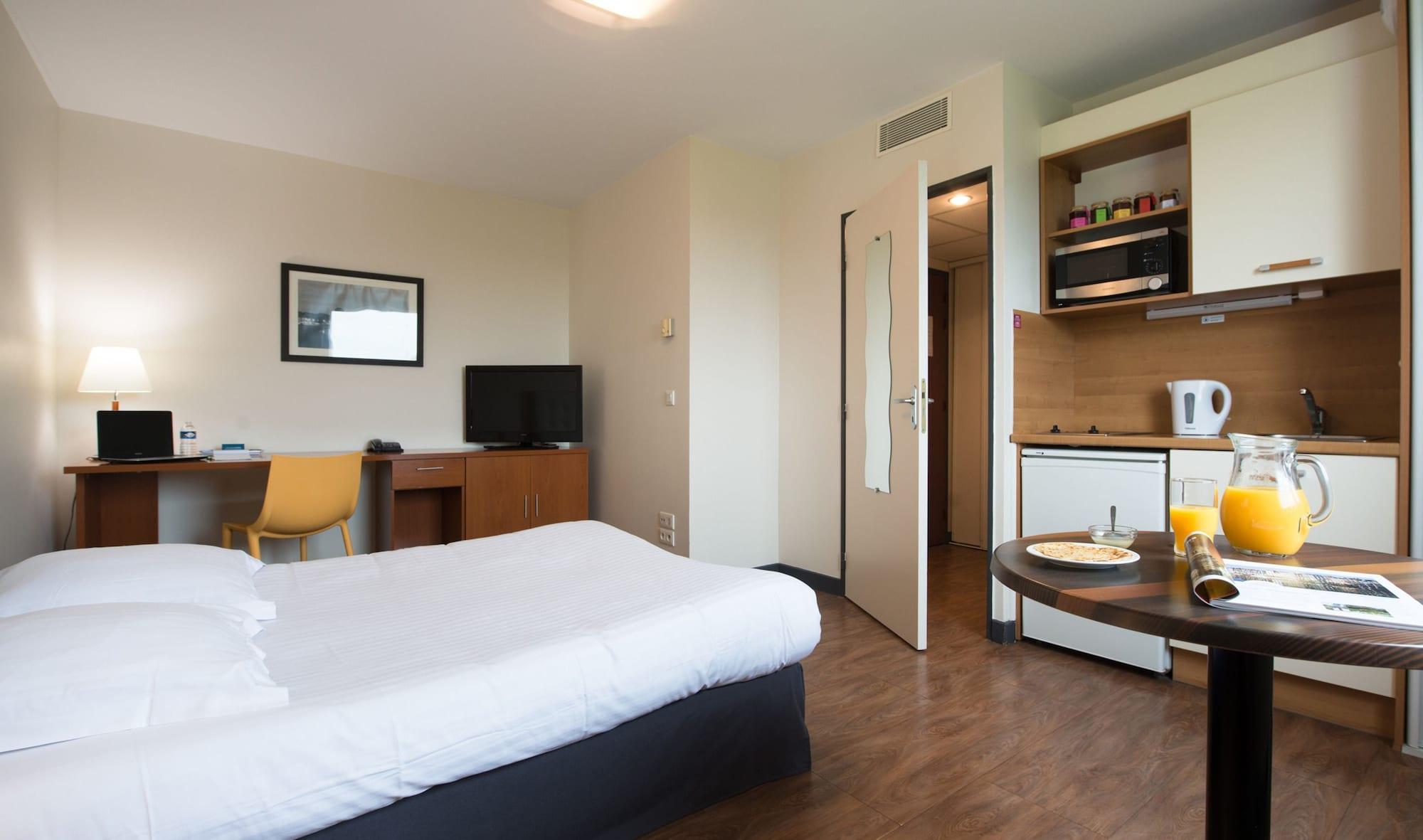 Zenitude Hôtel-Résidences Les Portes de l'Océan Saint-Nazaire  Exterior foto