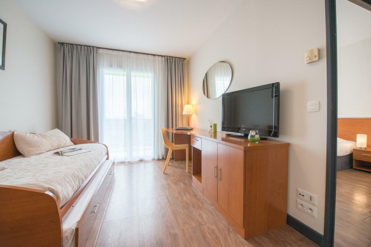 Zenitude Hôtel-Résidences Les Portes de l'Océan Saint-Nazaire  Exterior foto